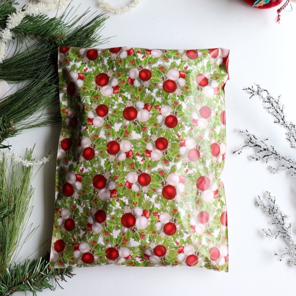 50 10X13 Christmas Cute Mailers   Clearance - Picture 8 of 9